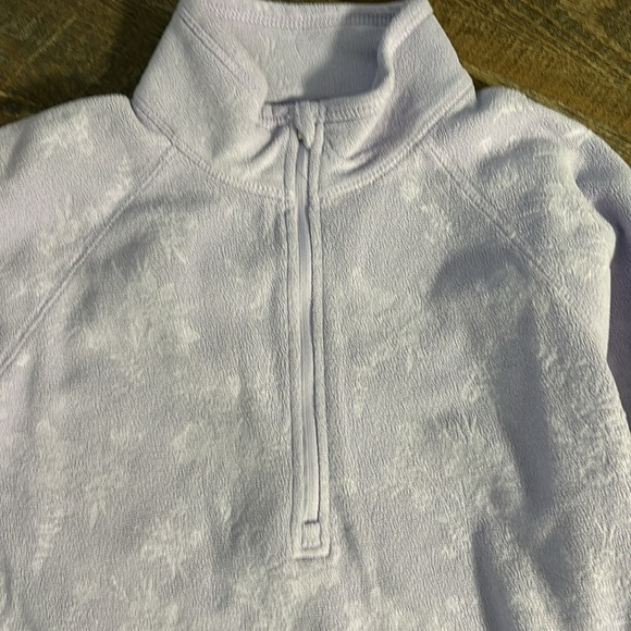 🌻Eddie Bauer 1/2-zip, floral print, lavender mock neck fleece pullover sz L EUC - Picture 2 of 5